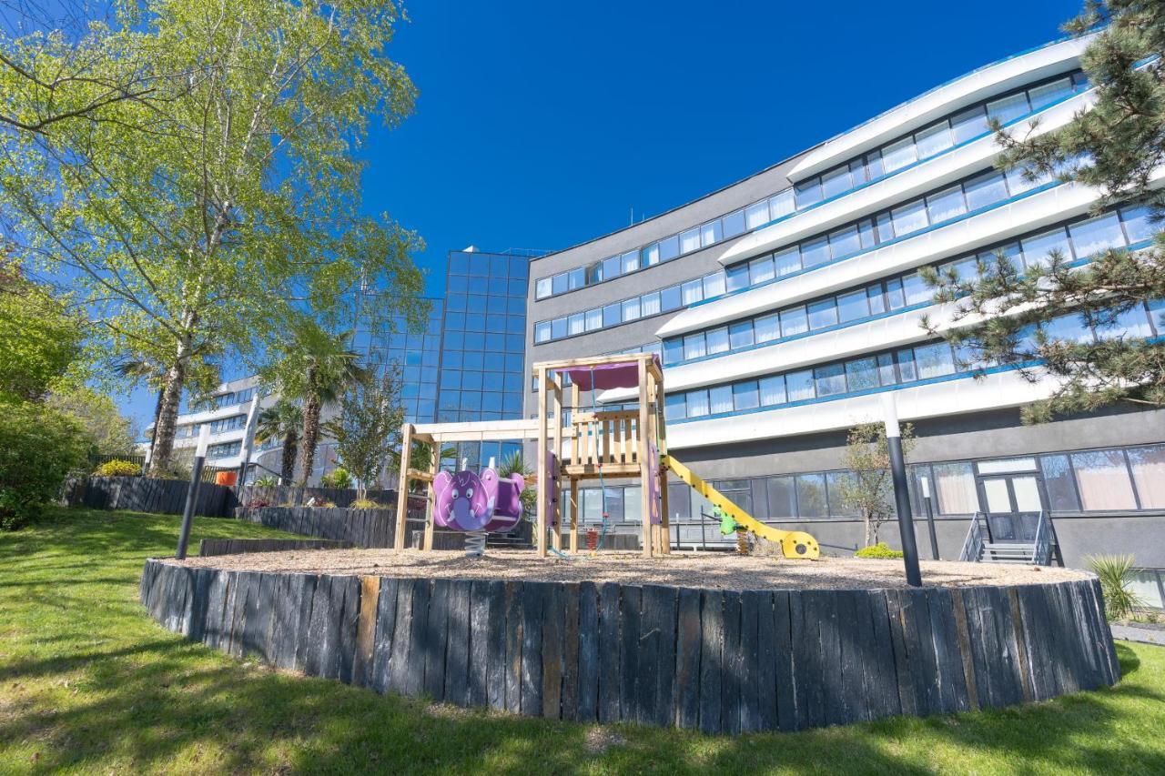 Novotel Poitiers Site Du Futuroscope Chasseneuil-du-Poitou Exteriör bild